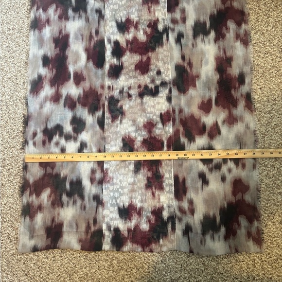 Infinity Scarf with fringe edges - Picture 3 of 7